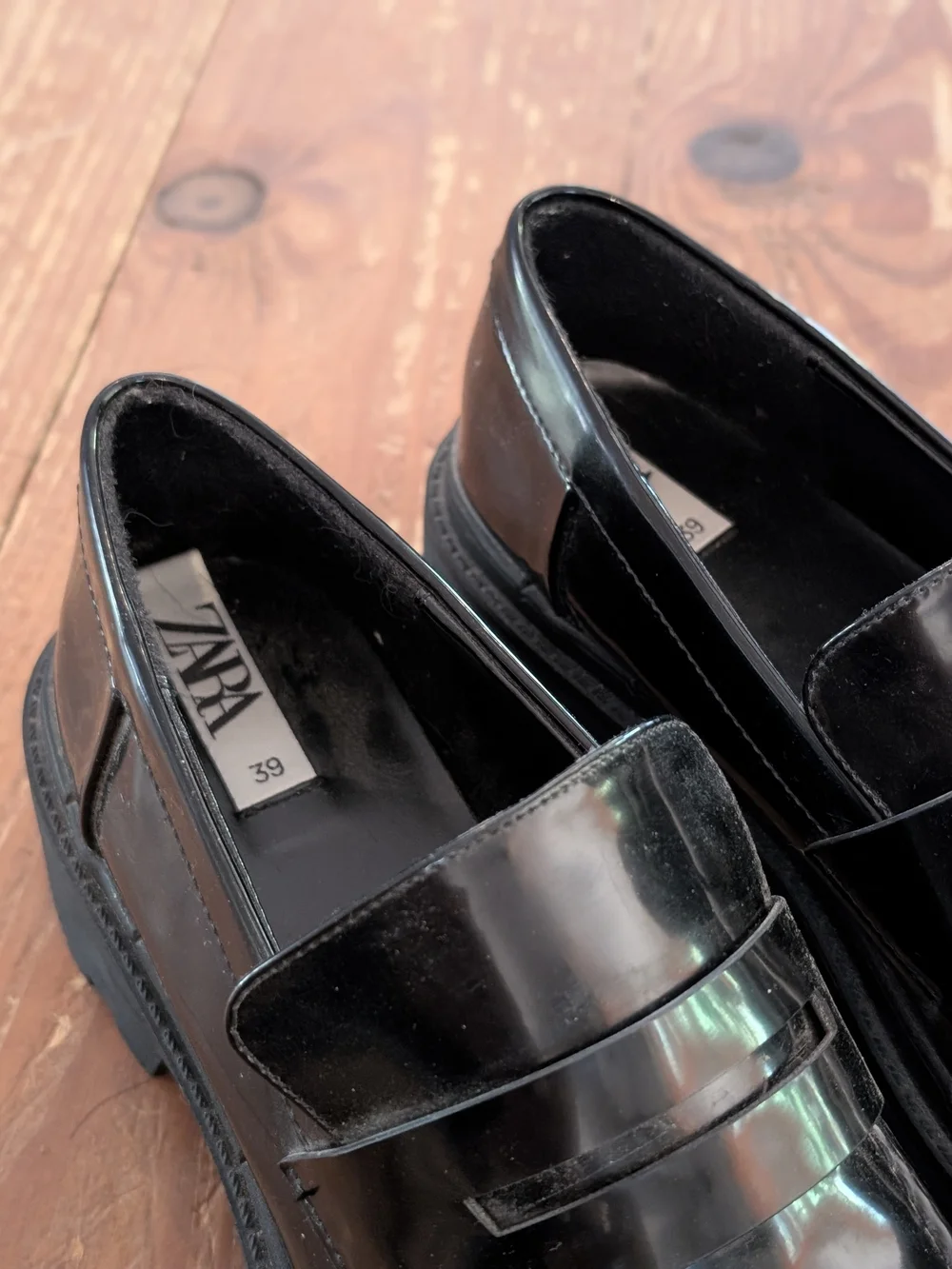N/A sleek black